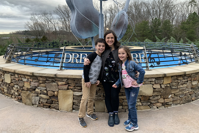 Dollywood DreamMore Resort Review & Benefits