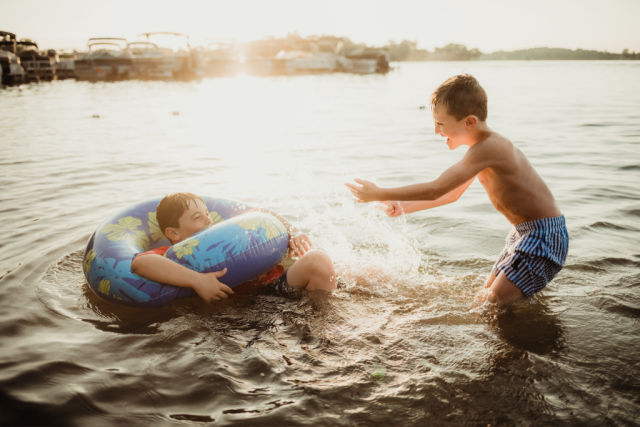 Kid-Friendly Family Lake Near Milwaukee