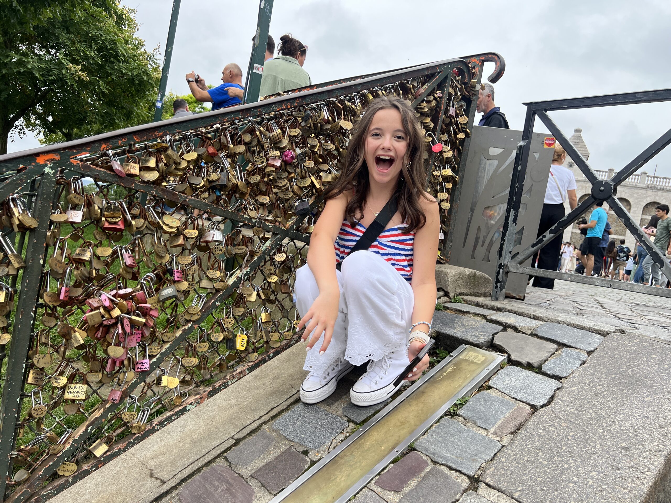 How to Find Olivia Rodrigo’s Lock in Paris (Montmarte)